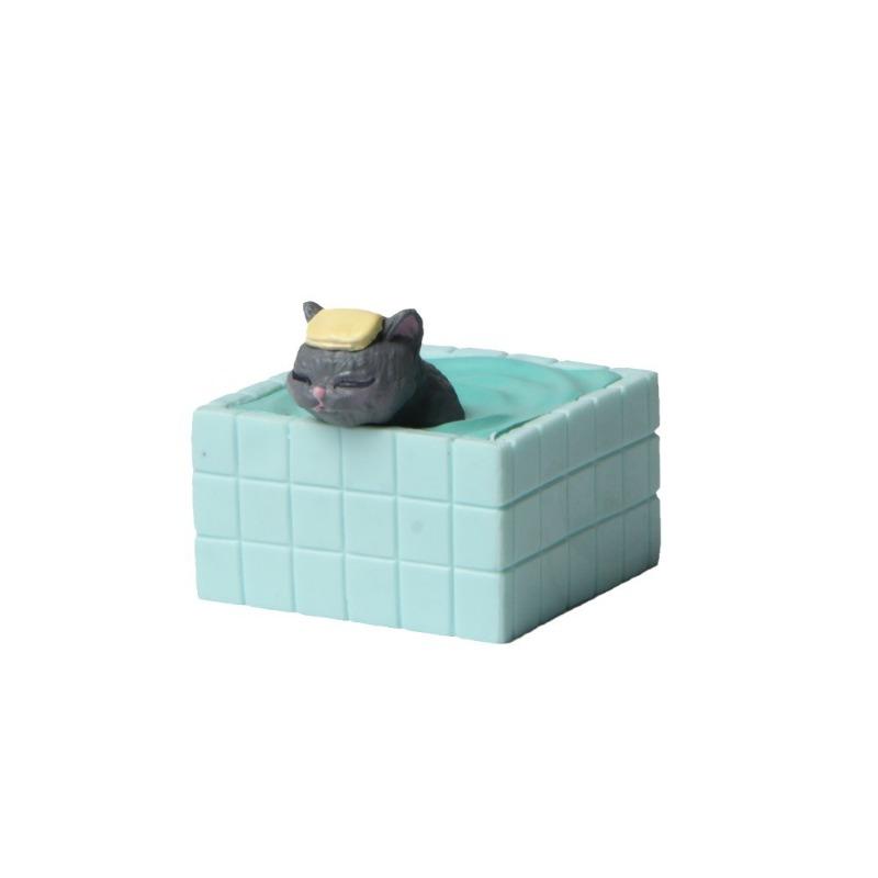 Baden, blaue Badewanne, Katze, kleiner Miao, Mikrolandschaftsgärtnerei, Landschaftsgestaltung und kreative Figuren