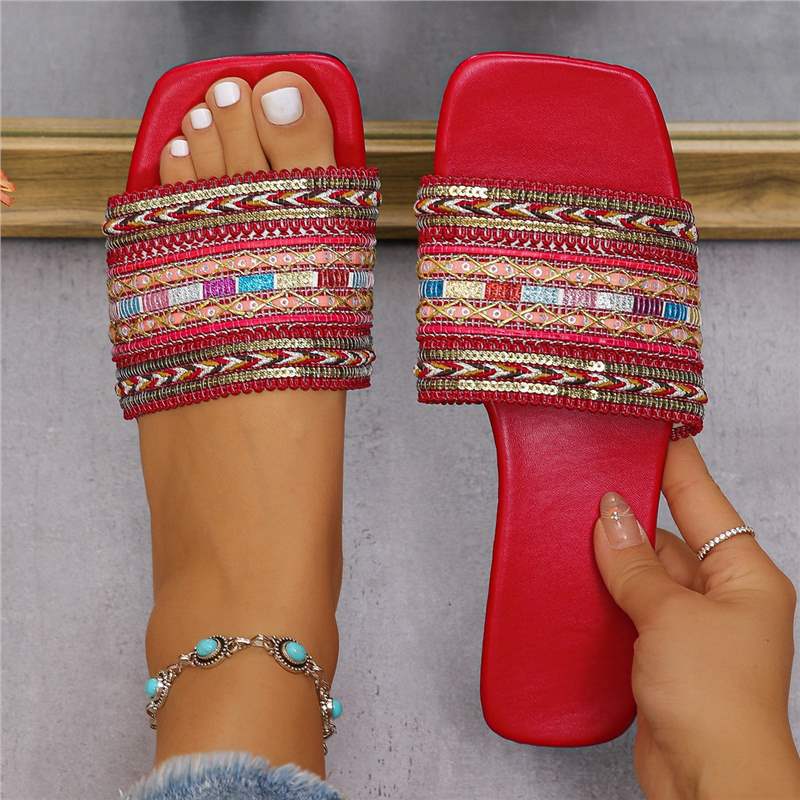 Sandaler med platt sula i etnisk stil dam 2024 nya avslappnade bohemiska tofflor med en rem utrikeshandel tofflor i stora storlekar