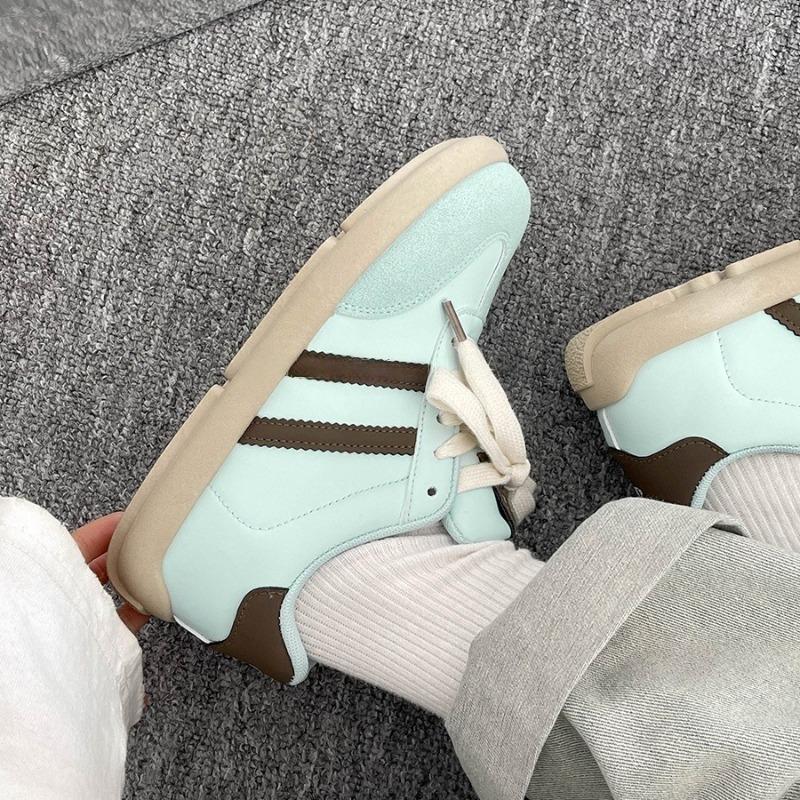 Mango head female new student sports versatile ugly cute big head shoes with skirt little white shoes