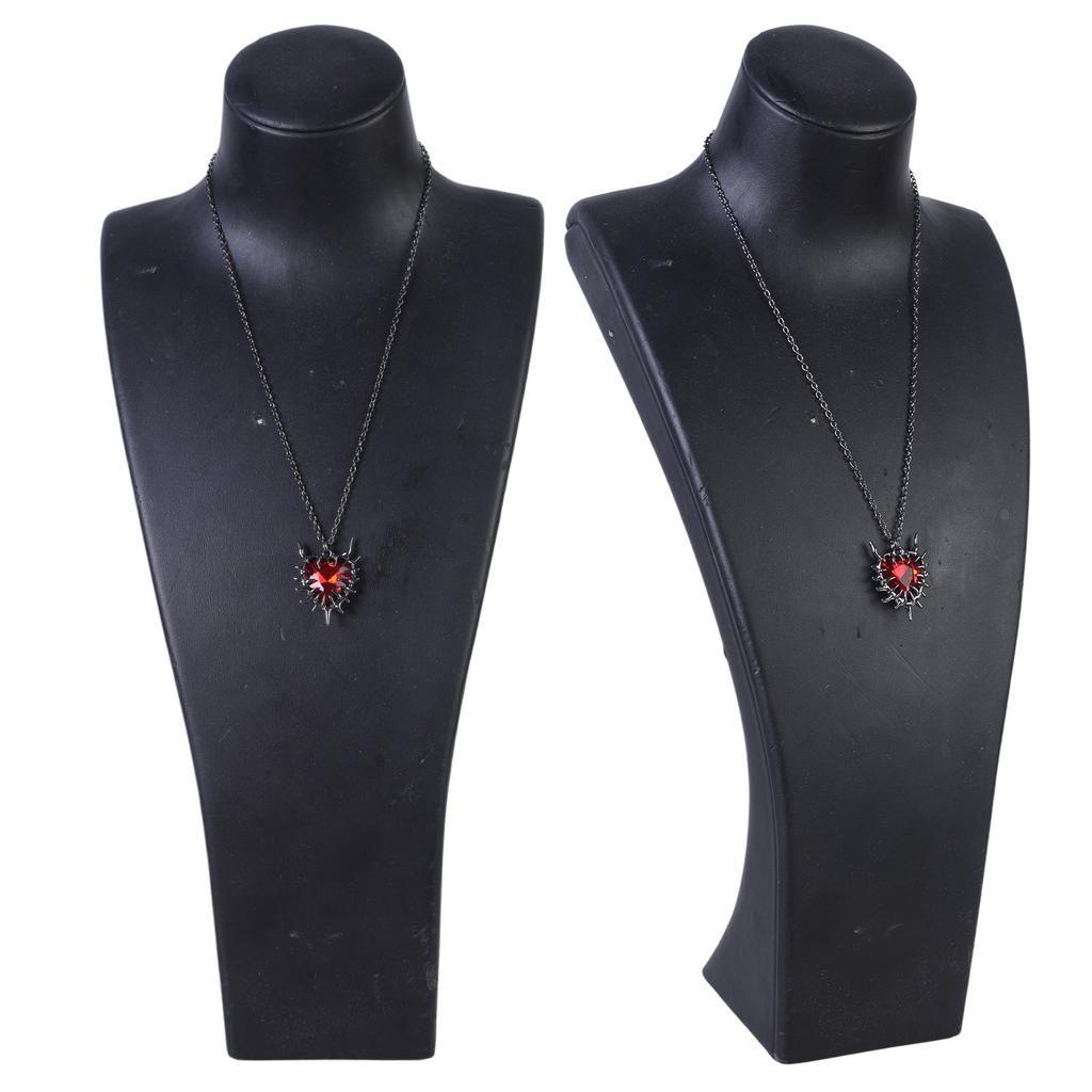 Thorns Heart Pendant Necklace with Crystal Embellishments Fashionable Clavicle Chain Elegant Neckchain for Women
