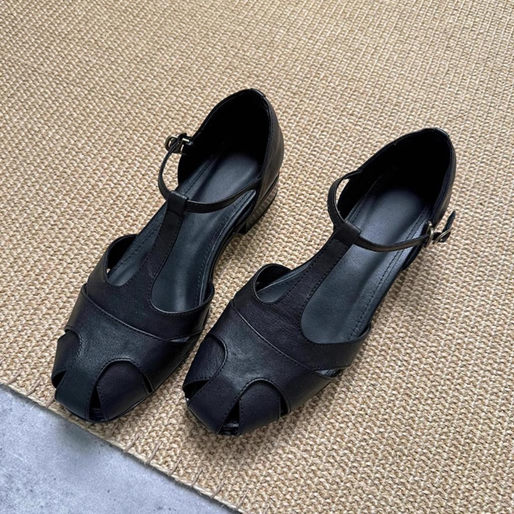 Literary and Artistic Style Retro Hollowed-out Roman Sandals Women's 2025 New Fashion Versatile Skirt with Word Belt Hollow Sandals