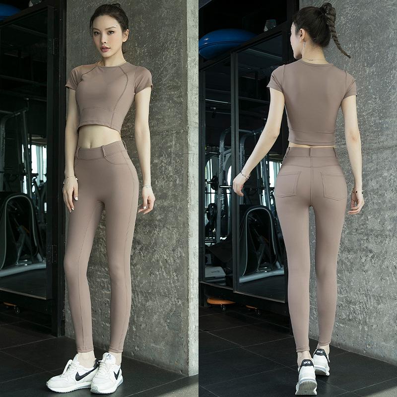 Women's Summer 2026 Yoga Set: Slim Fit, High-End Fashion, Short Sleeve Fitness and Running Sportswear