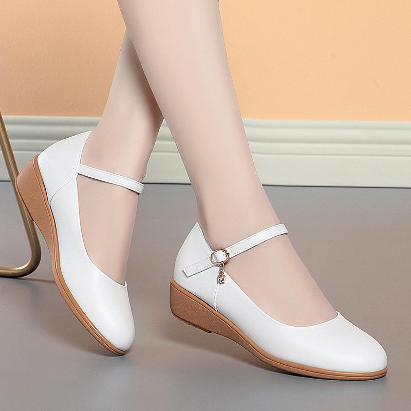 Wedge Heel Leather Comfortable Work Leather Shoes White Women's Beauty Salon Professional Shoes Dress Comfortable Work Not Tired Feet Single Shoes