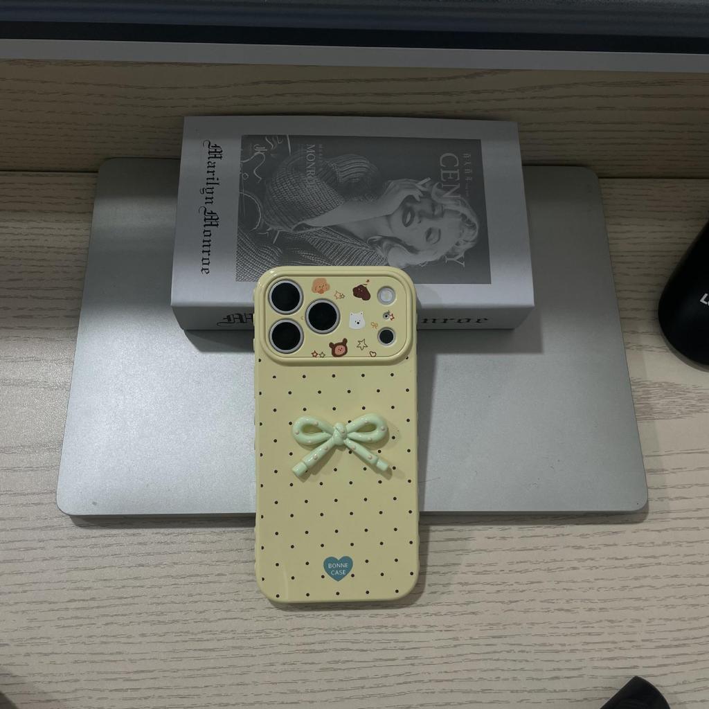Custodia iPhone 17 Pro con Fiocco a Pois 3D | A Forma di Cuore, Protezione in TPU Antiurto