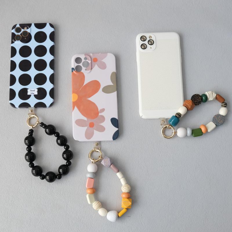 New Phone Accessory Wooden Chain Candy Beaded Luxury Phone Case Chains Acrylic Handle Lanyard Cell Mobile Patch Charm Strap