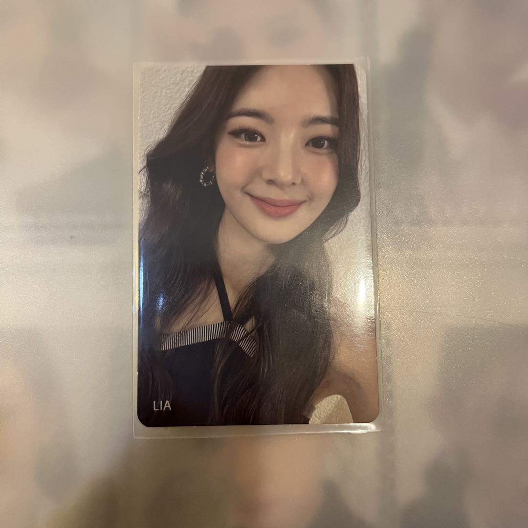 

[USED] ITZY Shinhan Bank Rear Trading Card