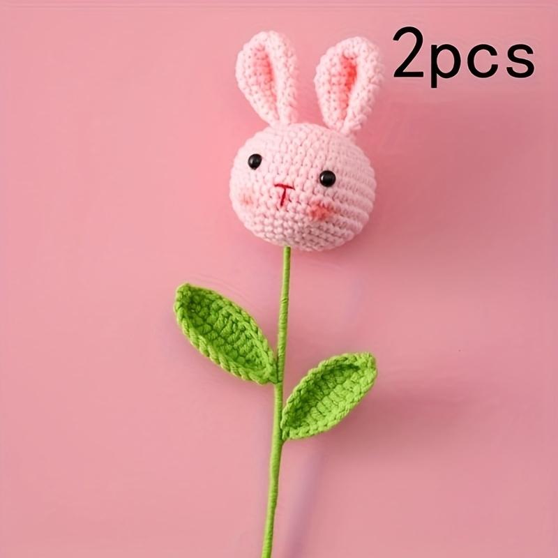

2 шт. Вязаные крючком зайчики ручной работы, декоративные веточки, милые кролики, пики для цветочного букета, праздничные пики с цветами и стеблями для вечеринки, для DIY-цветов 44x5cm розовый