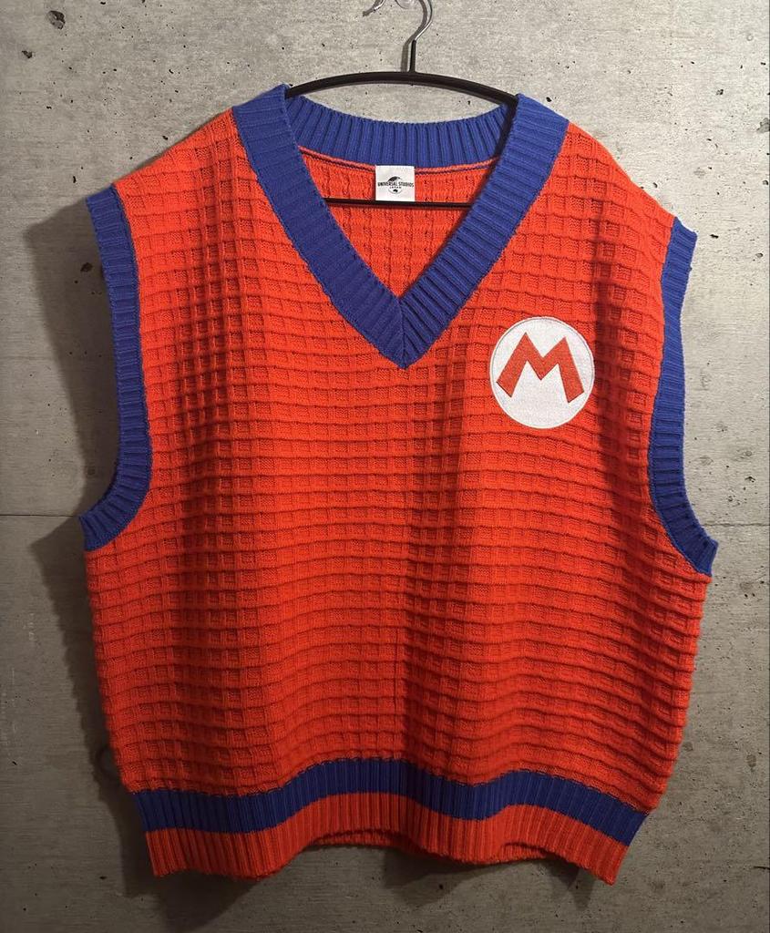 [USED] BTS JIN Wears Universal Studios Japan Mario Vest In Echo Style