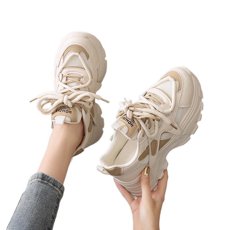 Running shoes breathable annual feet Putian new soft sole spring and summer new sports dad shoes female feeling small size fashion shoes
