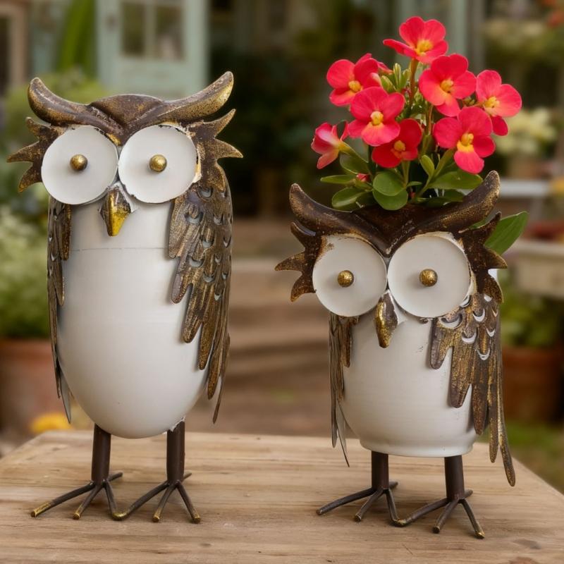 Lightweight Iron Owl Planter Flower Pot Easy to Move for Indoor or Outdoor Garden Decoration Multipurpose Planting Option