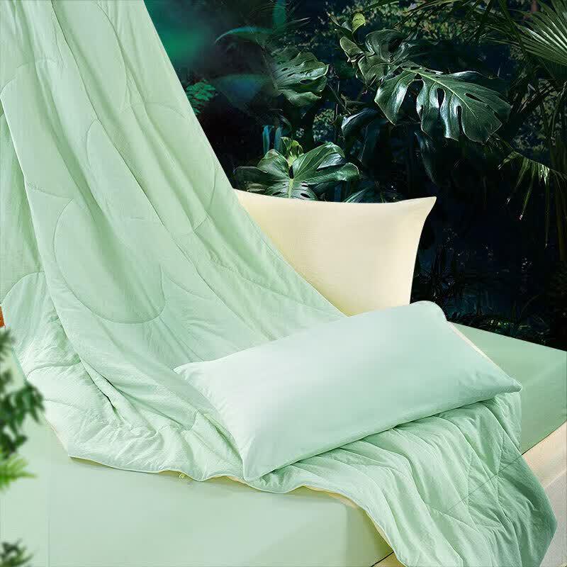 FUANNA Washable Seven-Hole Antibacterial Summer Quilt