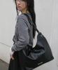 Iugamakaras Essential Hobo Shoulder Bag (Black)