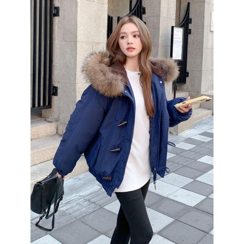 Padded clothes women's winter horn buckle design sense large fur collar thickened padded jacket new pie overcome padded jacket