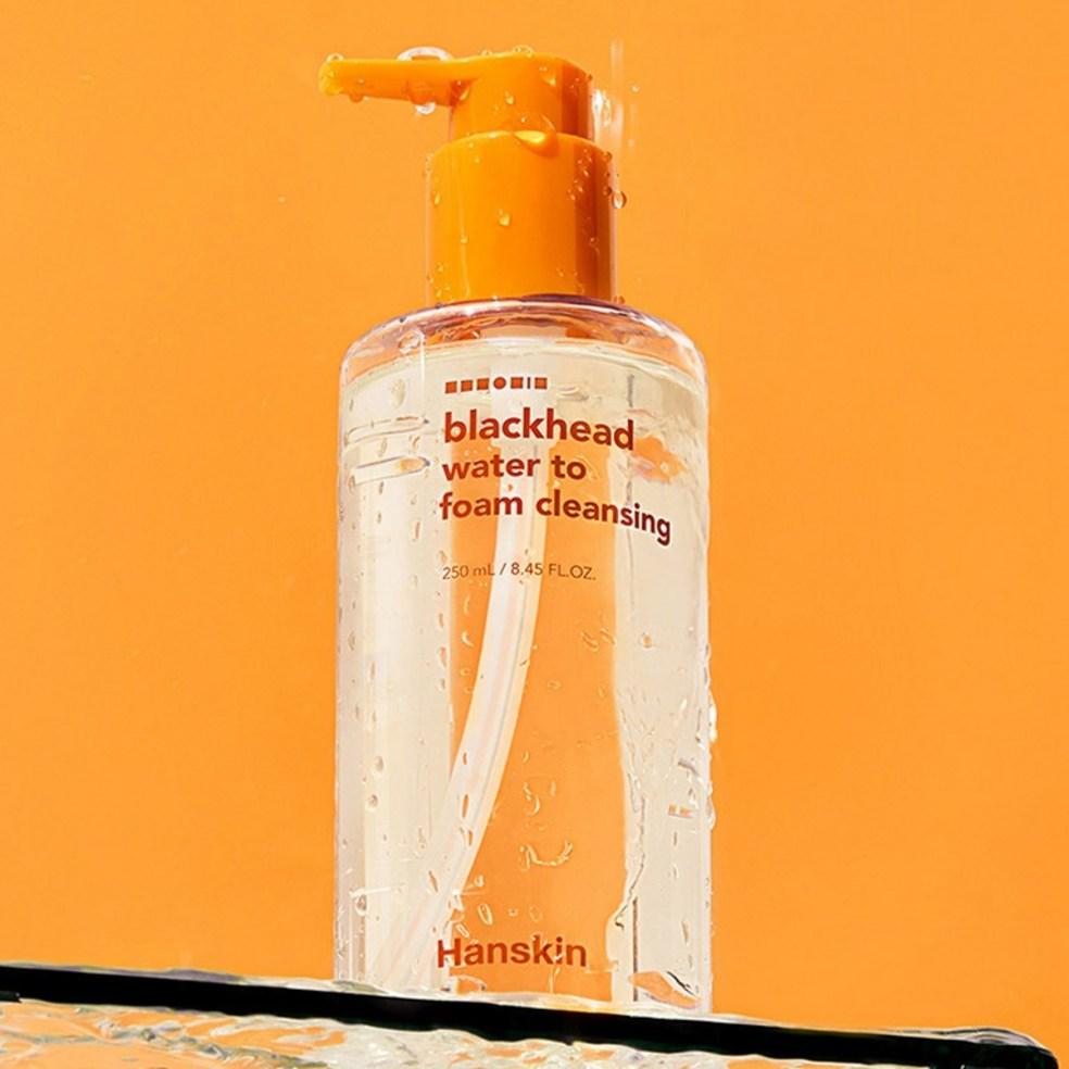 Hanskin Blackhead Water To Foam Cleansing 250ml
