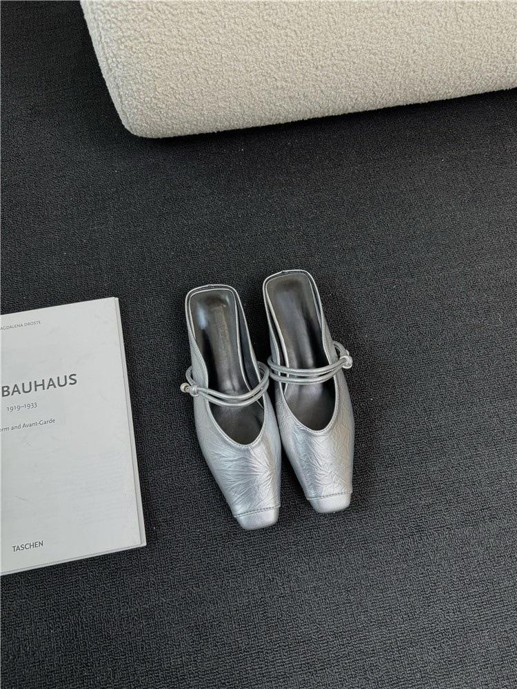 

Дизайнерские нишевые полушлепанцы женские 2025 весна новые простые ретро универсальные уличные на толстом каблуке мюли 40 серебряный