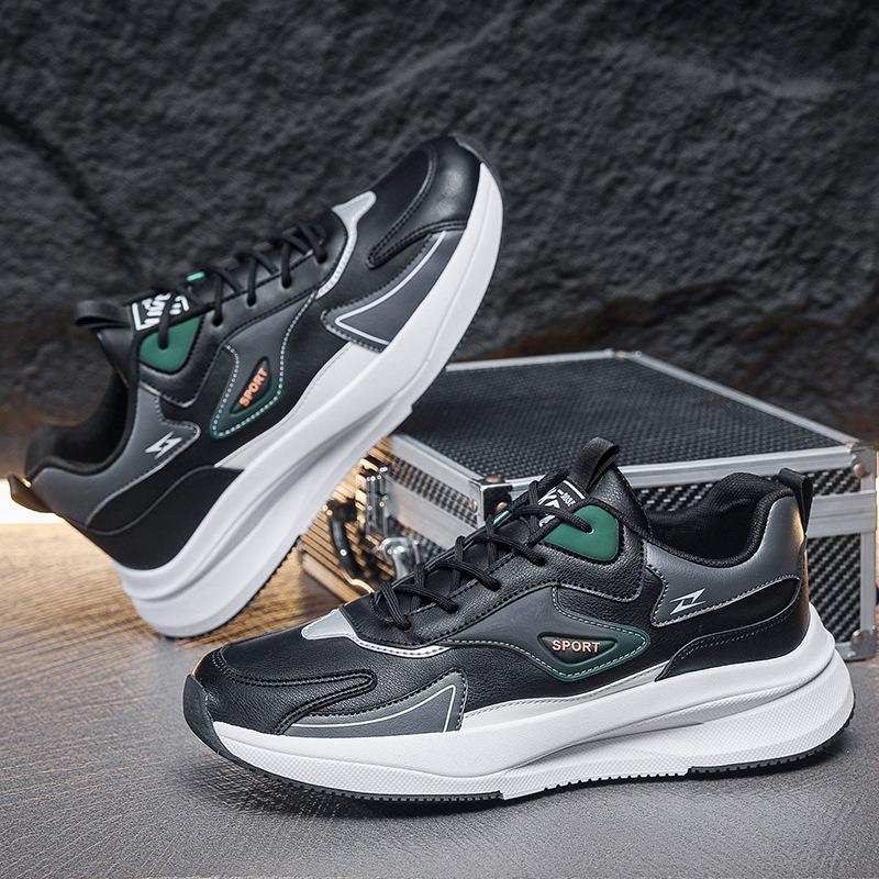 Autumn New Men's Shoes Breathable Versatile Low-top Board Shoes Lace-up Trend Casual Shoes Soft-soled Sports Shoes Outdoor Tooling Shoes