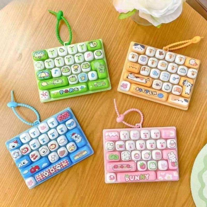 Animal Diary 26 Keys Mini Fidget Keyboard Keychain Finger Press Stress Relief Portable Bag Pendant Kids Student Pocket Toy Gift