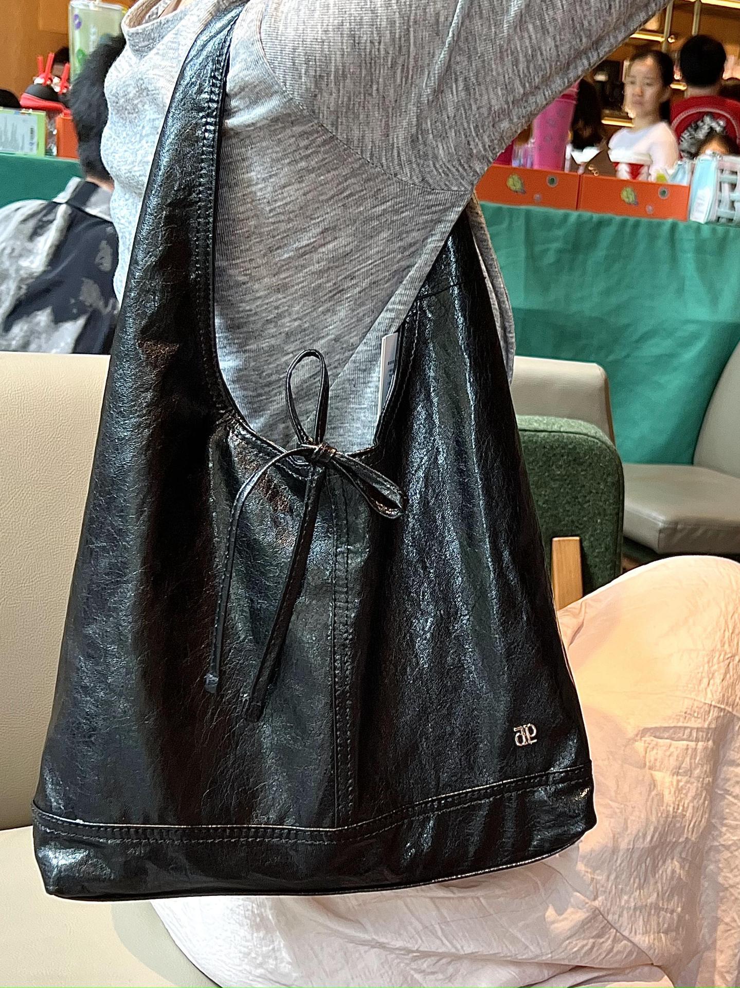 

New bow strap bag summer leather fashion large capacity portable tote bag shoulder bag