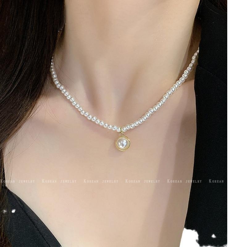 Pearl Necklace Women's Spring and Summer Light Luxury Niche High-end Clavicle Chain New Neck Chain Accessories