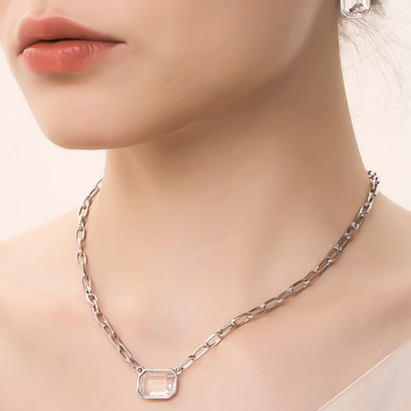 

WESTISLAND Crystal Gloria Necklace_WI9781311 single type