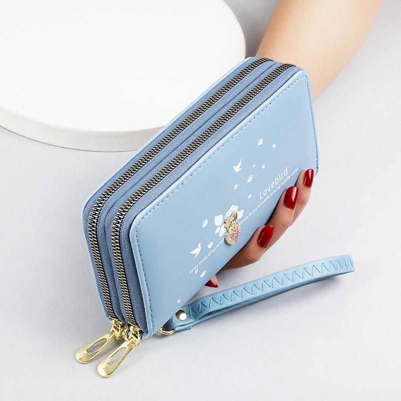 Long Wallet for Women, Large Capacity Student Phone Bag, Heart-shaped Printed Wrist Strap Handbag