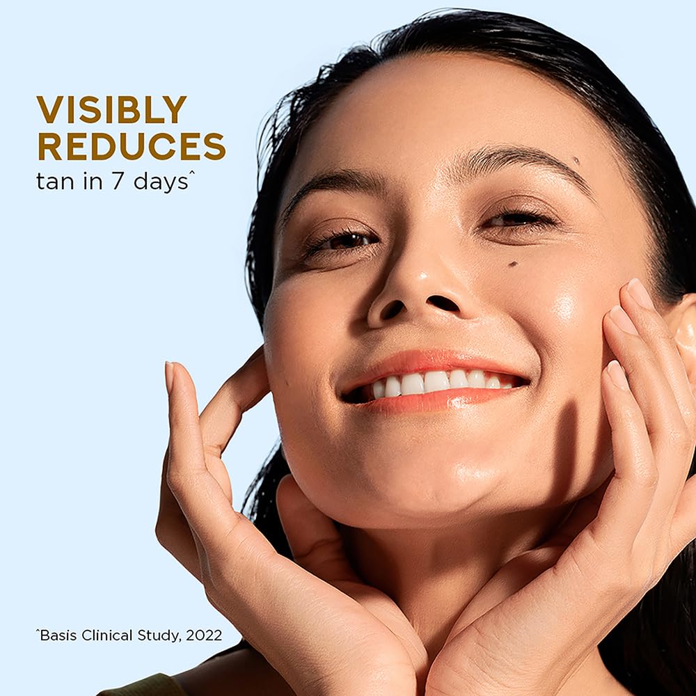 Pond's Detan Face Wash With Vitamin C and Niacinamide | Facewash for All Skin Types, 100gm