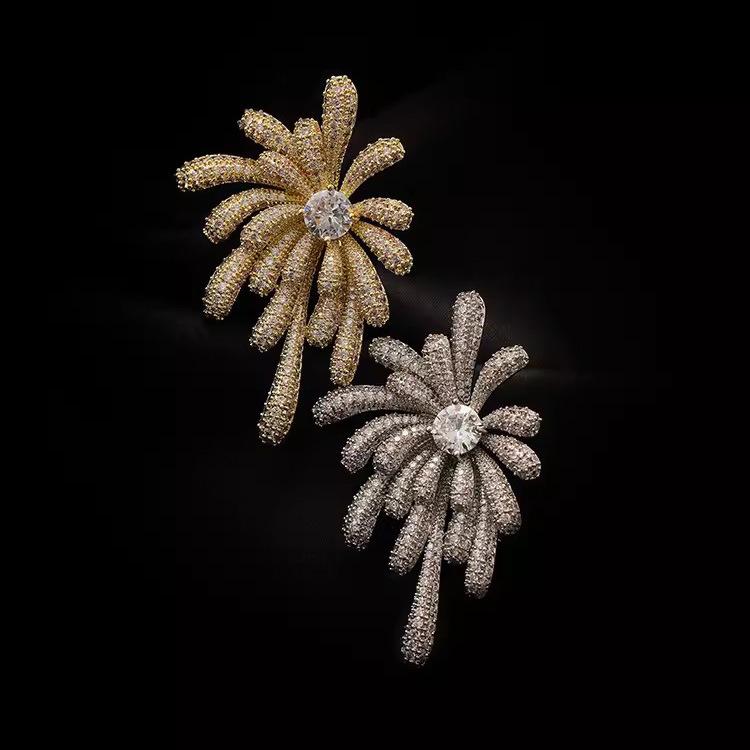 Different Fireworks, Fireworks Brooch, Women'S Light Luxury Niche Design, High-End Sense Pin, Coat Accessories, High-End Corsage