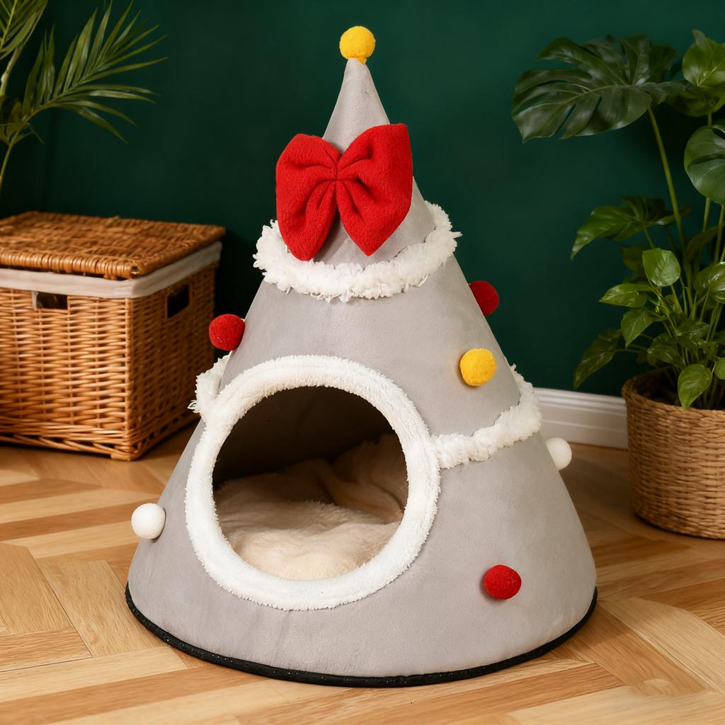Christmas Indoor Cat House Animals Cold Winter Furniture Christmas Tree Shape Pet Cat House For Small Medium Large Breeds Living