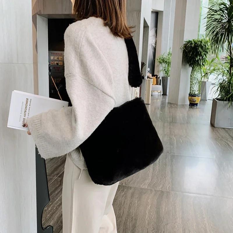 Plyšová taška Dámská módní plyšová taška do ruky Jednobarevné crossbody tašky pro ženy Kabelky Značkové tašky Tašky pro matku a děti