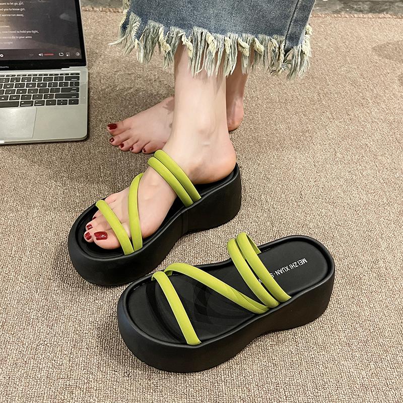 Fashion Shoes Woman 2025 Slippers Summer Pantofle Shale Female Beach Platform New Sabot Genuine Leather Slides Women's Genuine Leather S