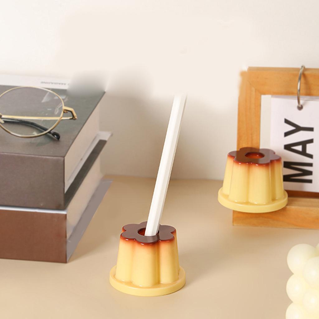 Cute Pen Holder Lovely Pudding Shape Perfect Gift for Girls Desktop Ornament Creative Pen Container Lovely Pudding