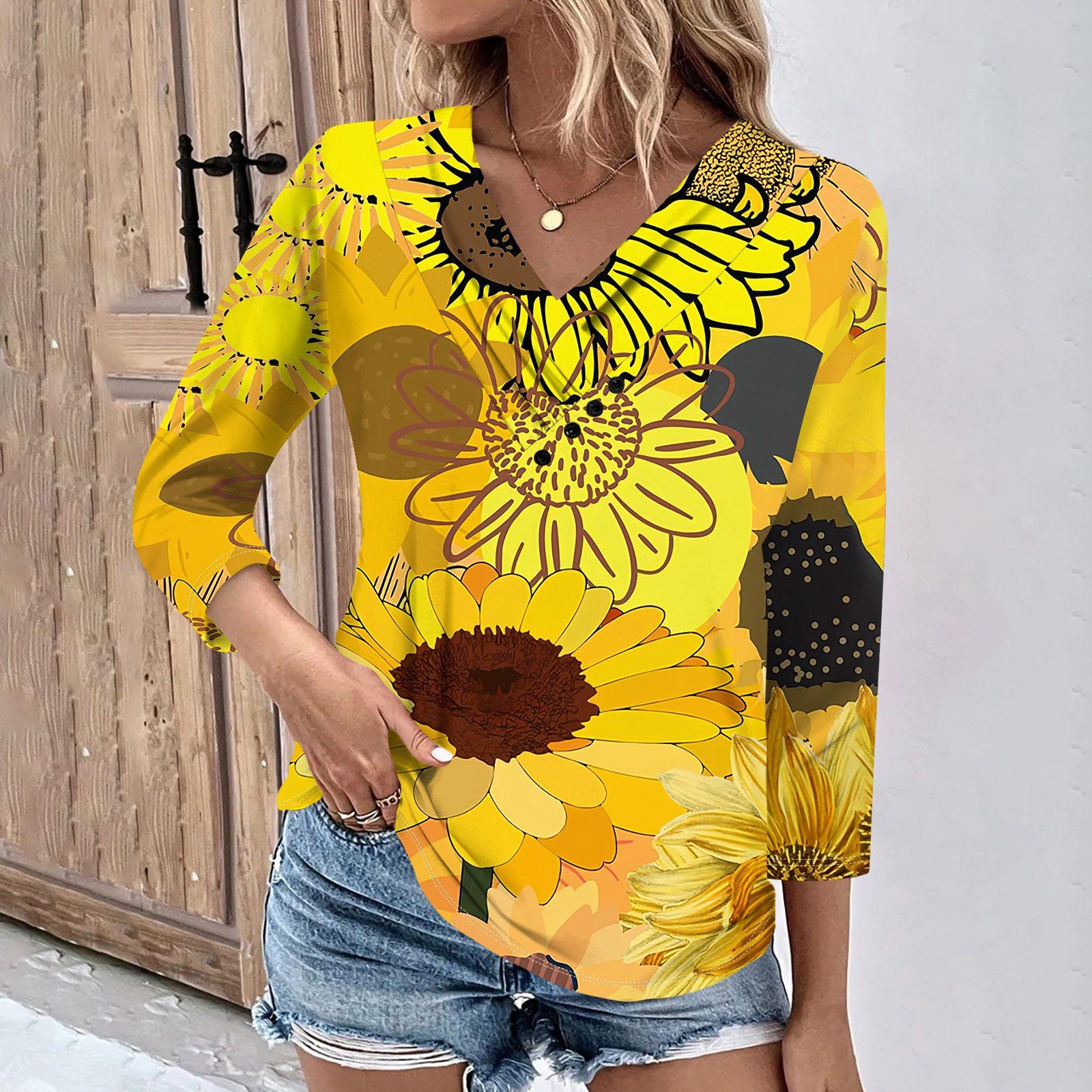 Женские повседневные футболки с рукавом 3/4 для выходных с V-образным вырезом и принтом — фото 8