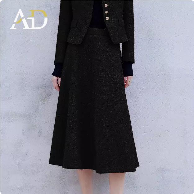 

Элегантный ретро красный женский зимний костюм-платье - Приталенный, Высококлассный, Стиль с круглым вырезом Extra Extra Large