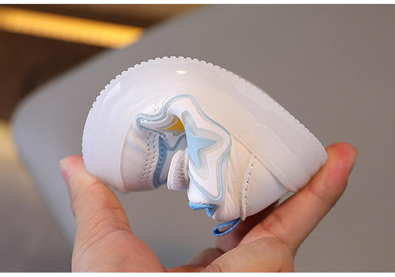 Lichtgevende babyschoentjes: Antislip Zachte Zool Sneakers voor Baby's & Peuters (0-2 jaar) - Jongens & Meisjes, Wit, Lente/Herfst