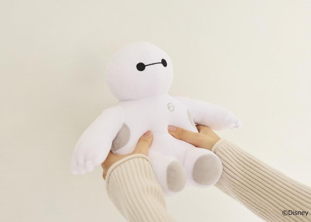Disney Big Hero 6 Soft and Fluffy Cuddly Plush Toy Book Brand (Takarajimasha Mook)