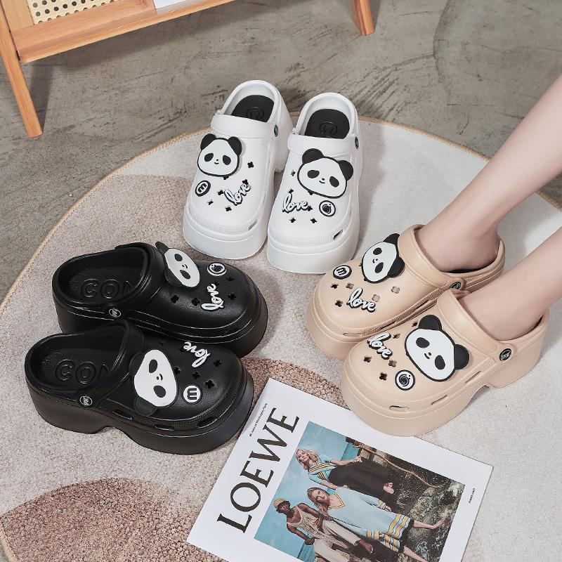 Women's Casual EVA Sandals for Spring Summer Fashionable Outer Wear Slippers Anti-Slippery Feature Soft Home Bubble Slippers