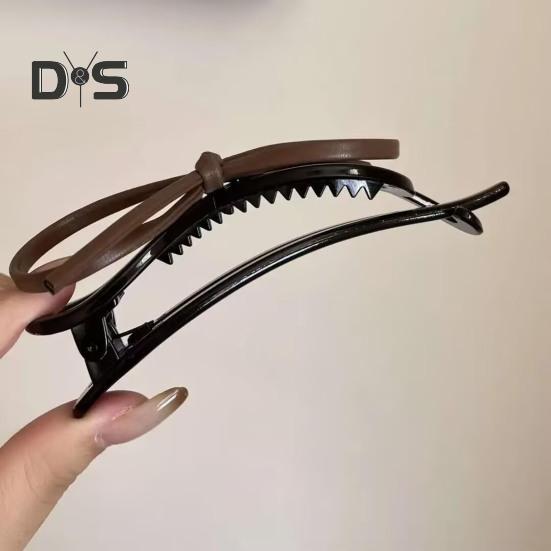 Bow Hair Clip Twist Bow Hair Pin Snap Closure Hair Clip Barrettes Women Girls Hair Accessories for Everyday Wear Parties Weddings