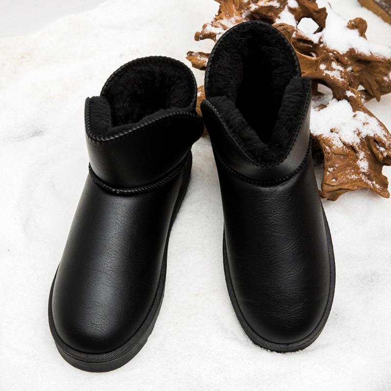 Leather Snow Boots with Thick Padding for Warmth and Protection Waterproof and Breathable Foot Cover. Short Boots
