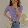 Top crop cu volane tricotat cu mâneci scurte, cu gât tăiat, pentru femei