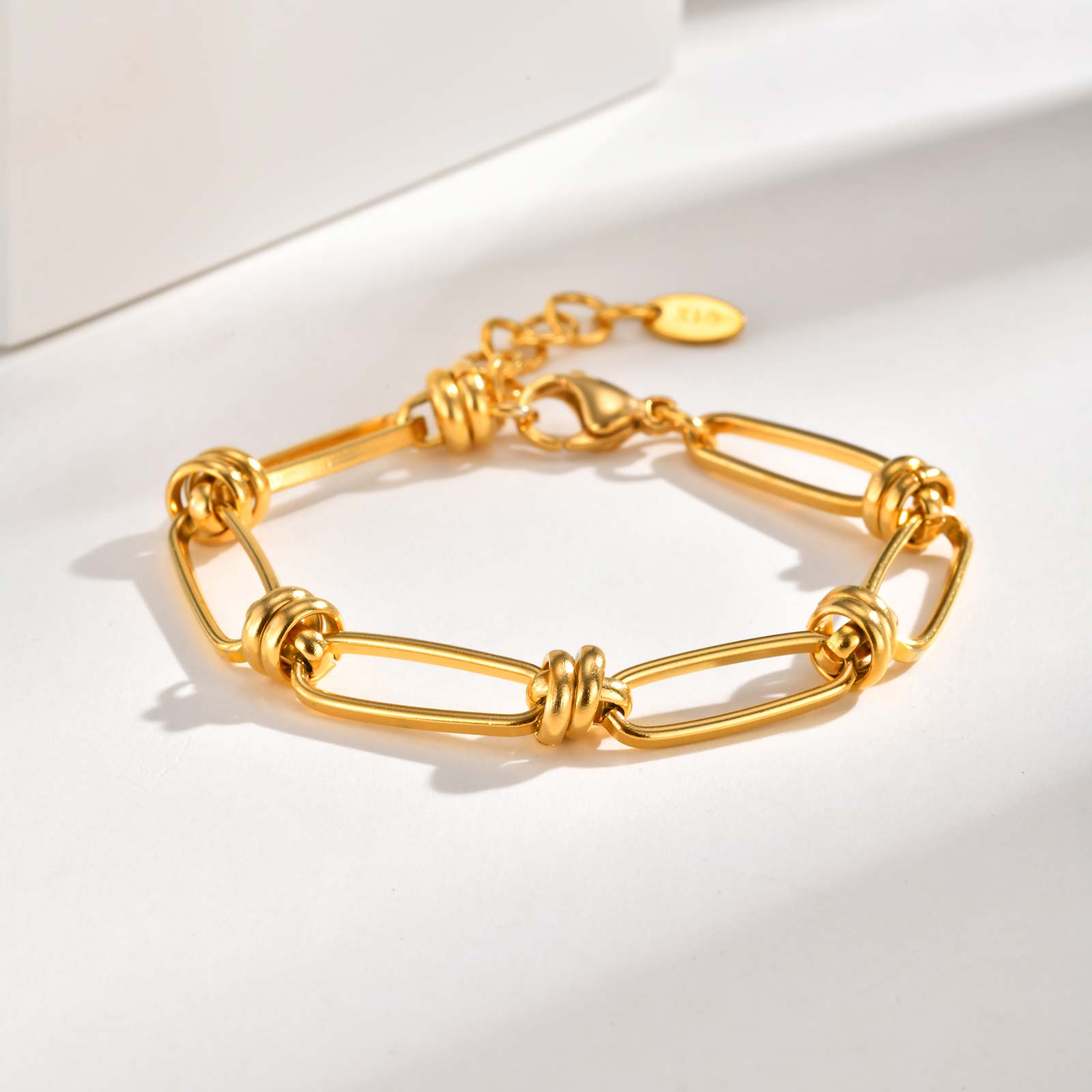 

Fashion Paper Clip Chain Bracelet for Women,Stainless Steel Link Chain Bracelets,Trendy Geometric Handmade Chain Accessories