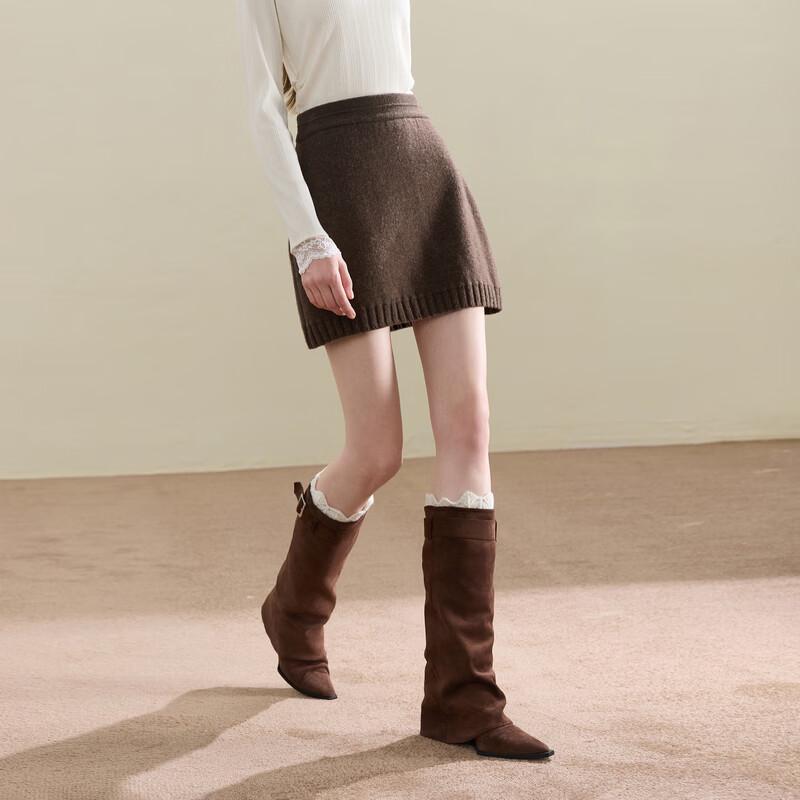 Sancai Machine-Washable High-Waisted A-Line Knit Mini Skirt