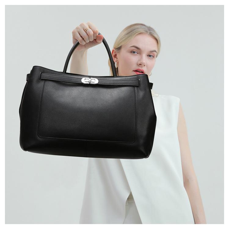 Tote Bag, European and American Fashion Large Capacity Bag, Women's New High-end Casual Shoulder Bag, Simple Women's Handbag