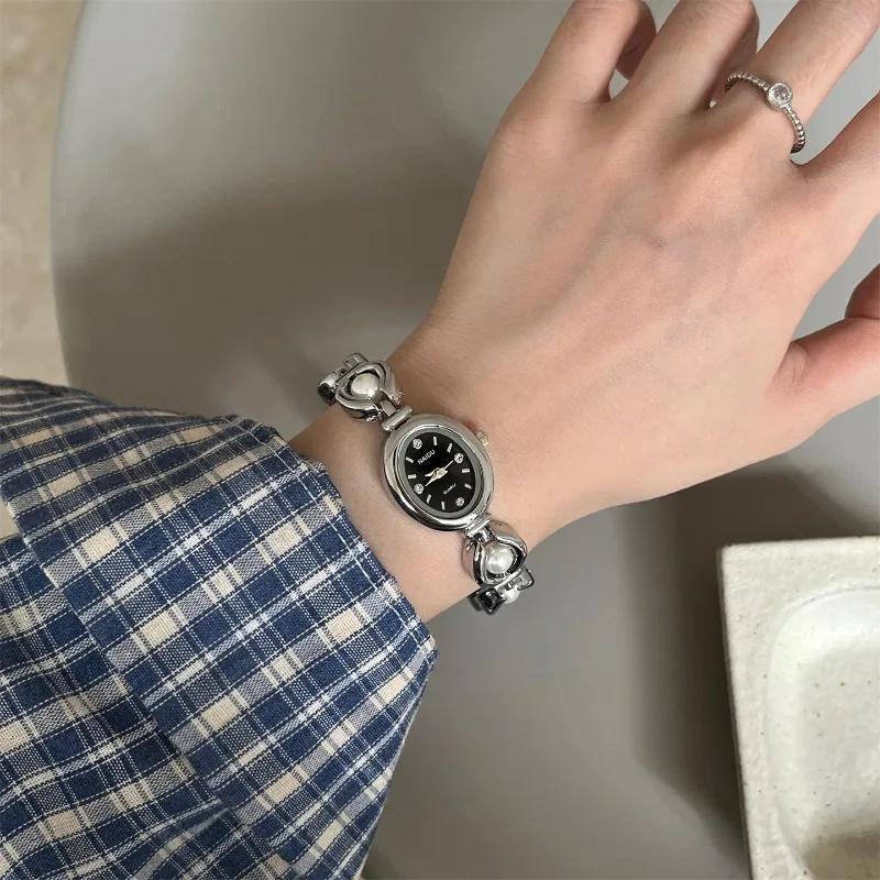 Luxury Pearl Inlaid Bracelet Watch Fashion Women Quartz Watches Brand Oval Dial Dress Wristwatches Dropshipping Relogio Feminino