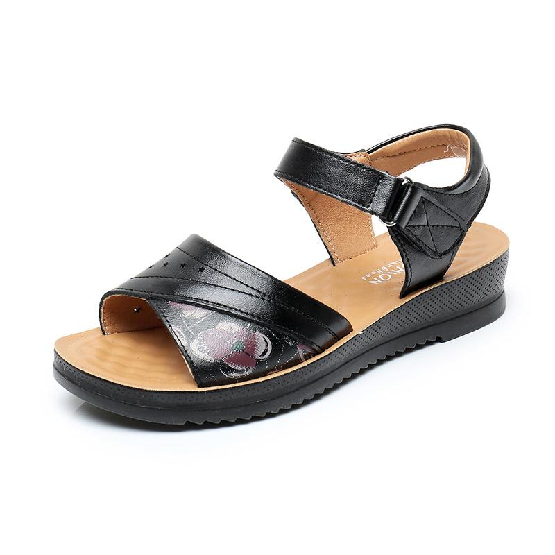 New Women's Shoes with Soft Soles and Hollowed-out Leather Sandals for Middle-aged and Elderly People
