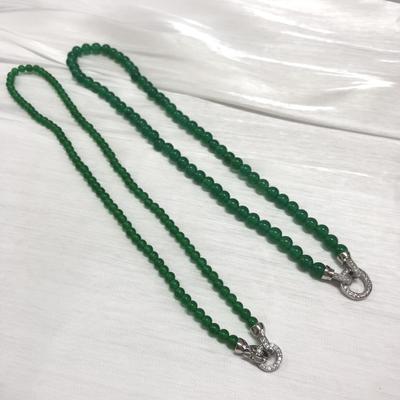 Elegante Collana di Calcedonio Verde con Chiusura in Zirconi - Versatile Catena Clavicola di Alta Gamma da Donna