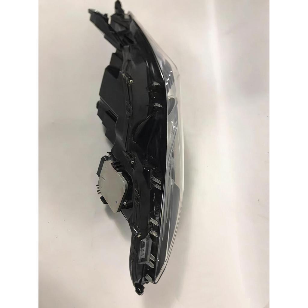 2018-2020 Toyota Camry LED Headlight Assembly (US High Trim)