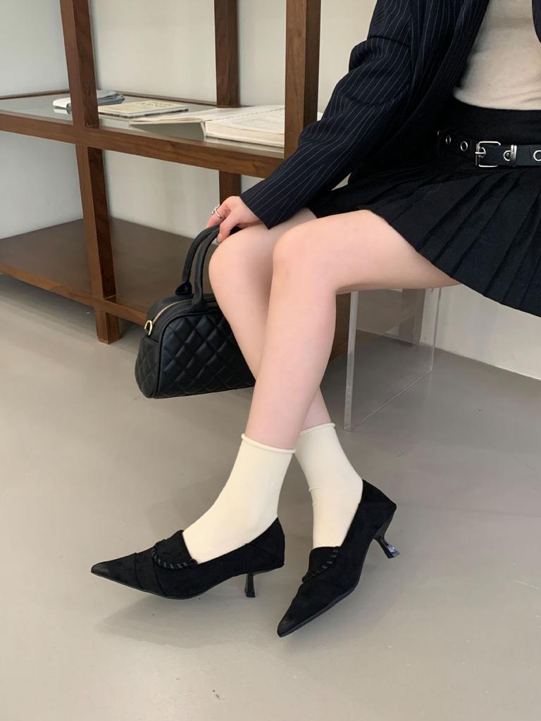 French temperament celebrity fine heel sheepskin shoes women's shoes 2025 new spring, autumn and winter pointed women's high-heeled shoes