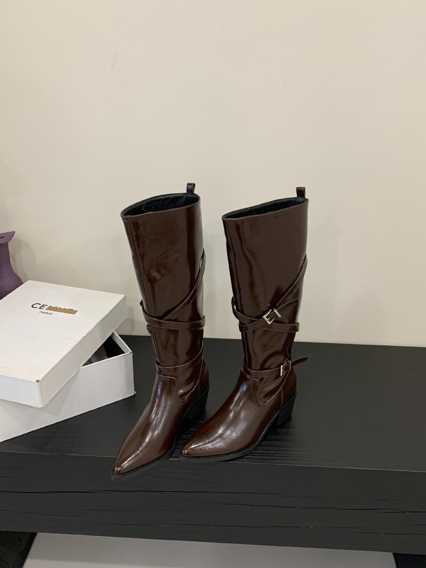 

Khaki tall boots autumn button boots women s 2025 new thin and tall small Spice Girls short boots 40 темно-коричневого