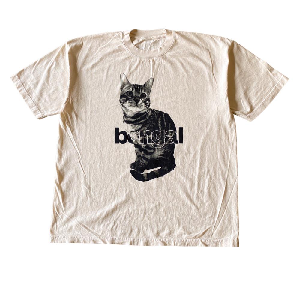 

Curious Bengal Cat Graphic Tee Unisex Short Sleeve TShirt S5XL Unisex T-Shirt L