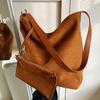 Bag Women's Casual Underarm Bag 2025 New Simple Retro Large Capacity Crossbody Tote Bag Feel Shoulder Bag